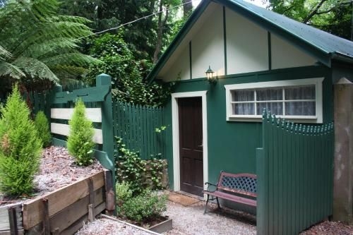 Lotus Lodges2