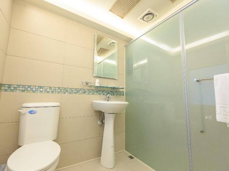 โรงแรมทราเวล ยัง (Travel Young Hotel)1
