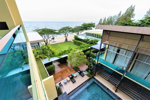 บีช วอล์ค บูทีค รีสอร์ท (Beach Walk Boutique Resort)0