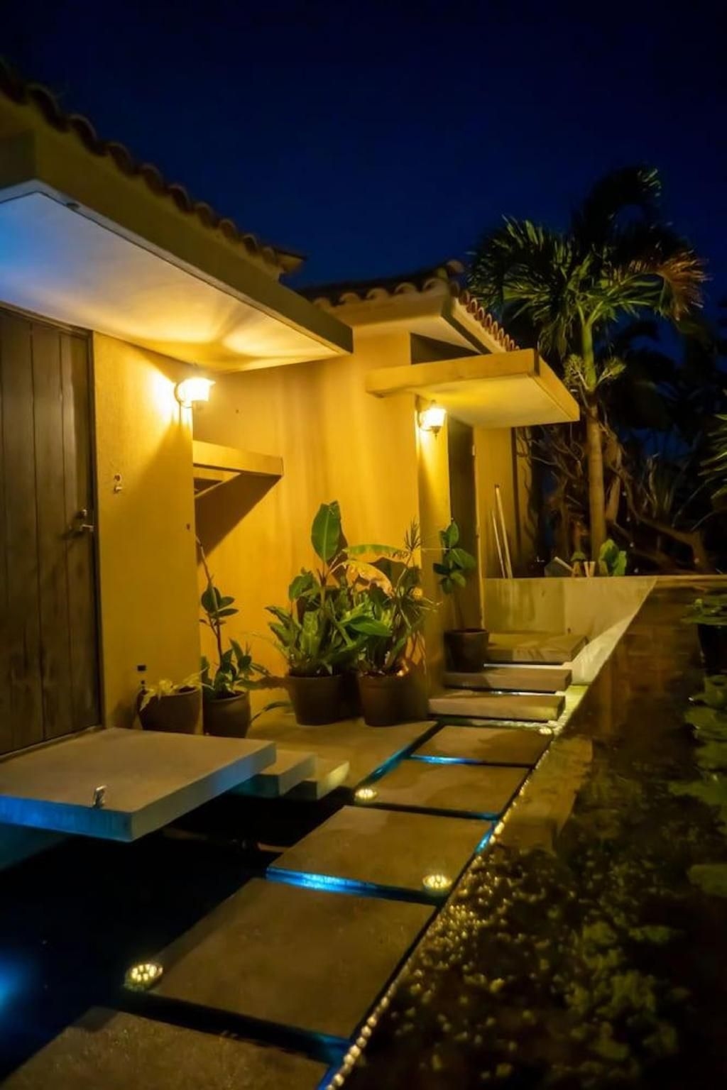 โรงแรมคาวา (Hotel Cava)3