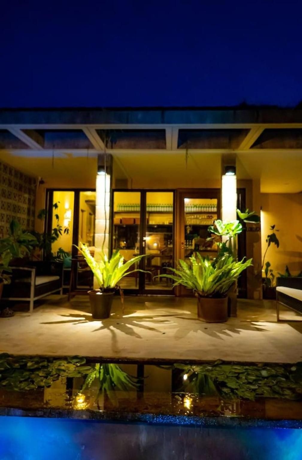 โรงแรมคาวา (Hotel Cava)0