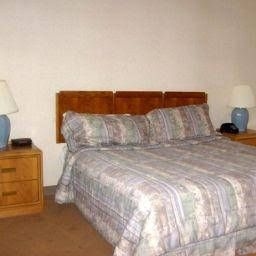 DUDLEY INN AND CONFERENCE CENTER0