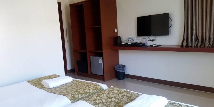 Sur Beach Resort Boracay0