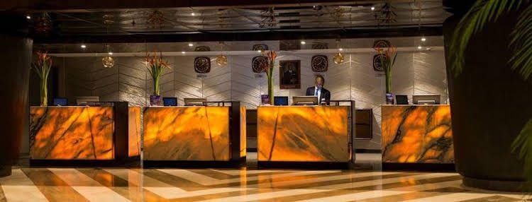Radisson Blu Okoume Palace0