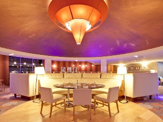 Drayton Manor Hotel1