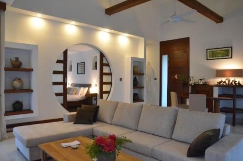 Cominsia Lodge1