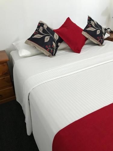 รอยัล โมเต็ล เทนเทอร์ฟิลด์ (Royal Motel Tenterfield)2