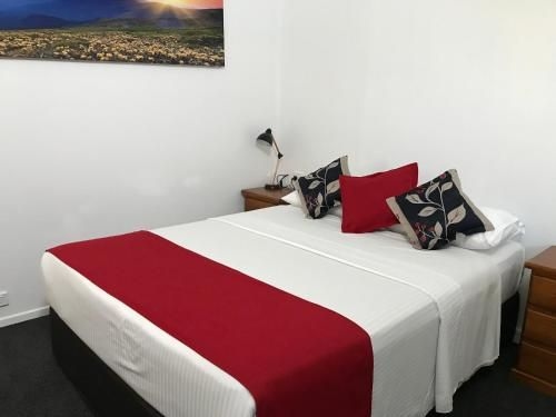 รอยัล โมเต็ล เทนเทอร์ฟิลด์ (Royal Motel Tenterfield)0