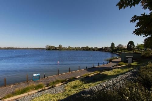 Nagambie Waterfront Motel2
