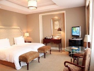 ซันไรส์ ออน เดอะ บันด์ โฮเต็ล (Sunrise on the Bund Hotel)2