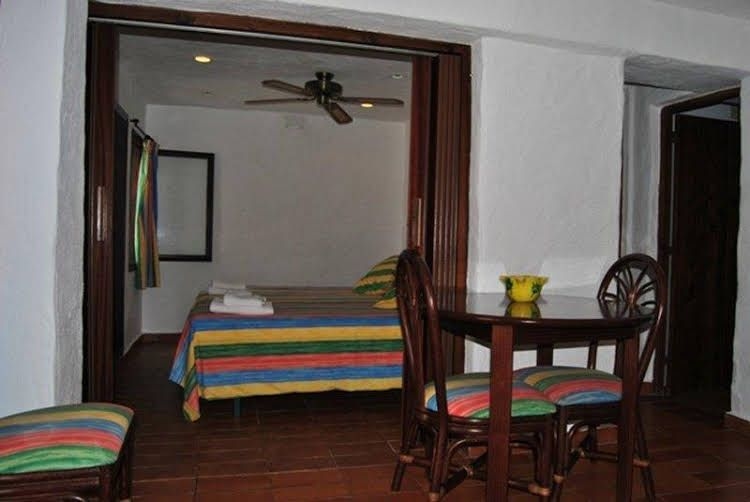 Apartamentos HLG Binivell Park3