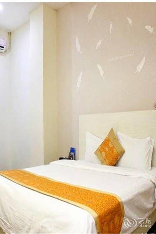 Shenglinna Holiday Shenzhen Longhua Branch0