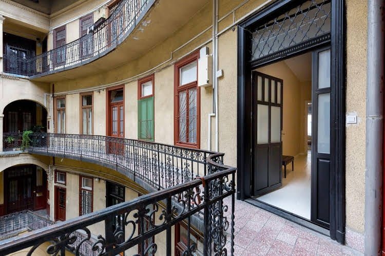Andrassy Apartment Downtown0