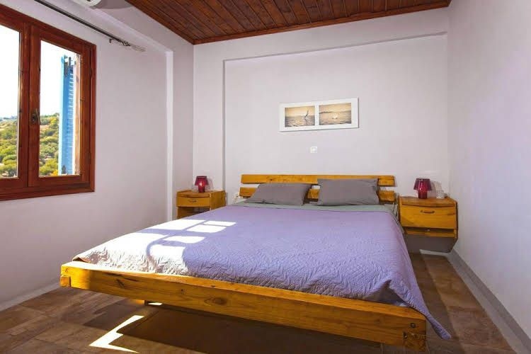 Sarakinas Residences0