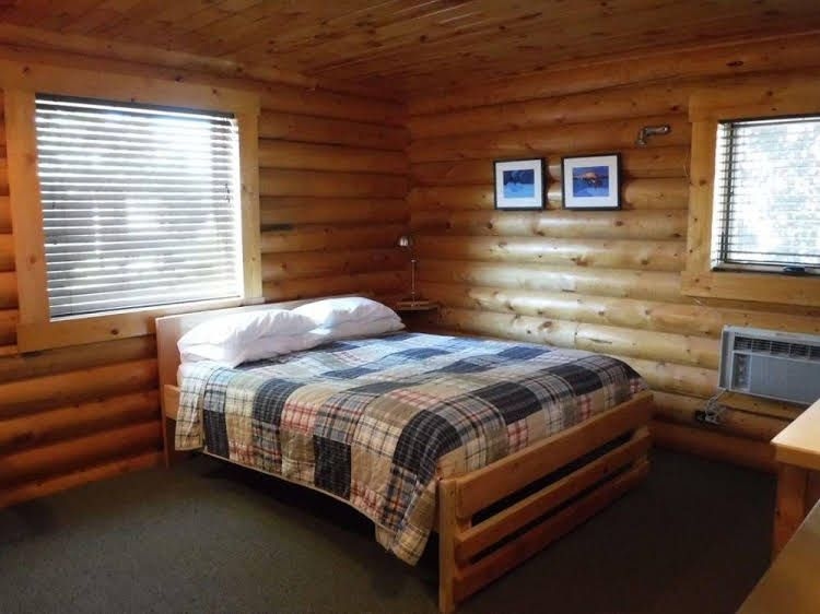 Canyon Cabins Lodging0