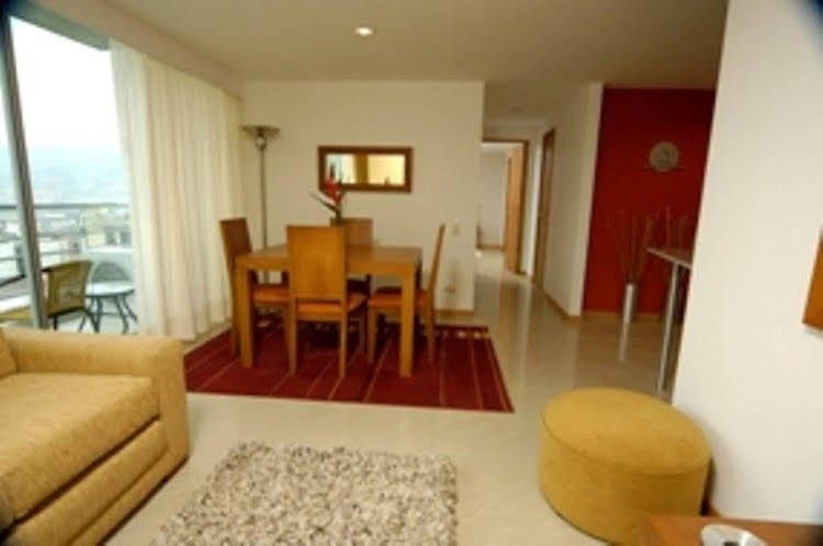 AFFINITY APARTA0