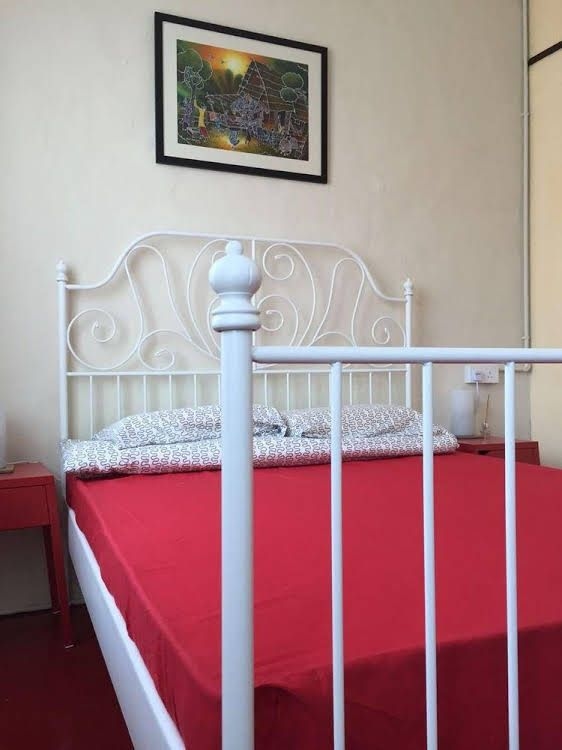 Yote Flashpackers Hostel0