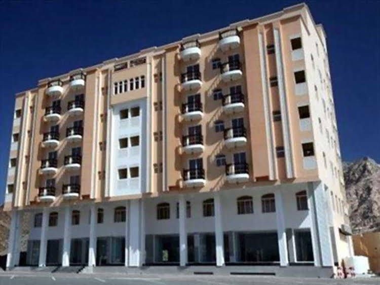 Hala Apartments1