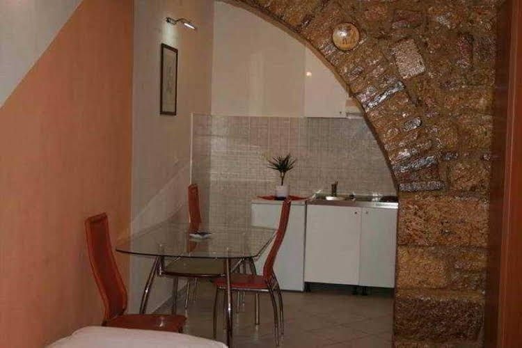 Lile Apartmani0