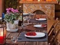 Villa Pelekas3