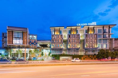 โรงแรมแกรนด์ วิสต้า เชียงราย (Grand Vista Hotel Chiangrai)1