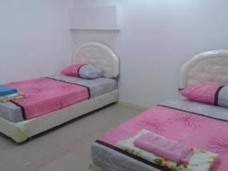 Waterfront Homestay1