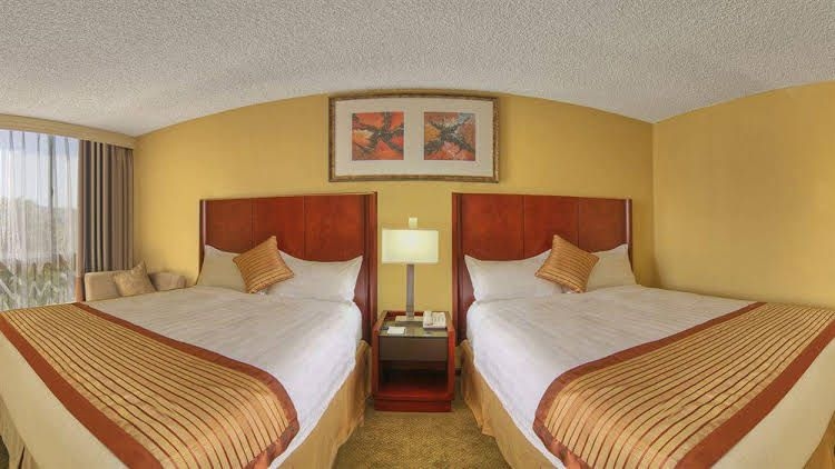 Ramada Palmdale0