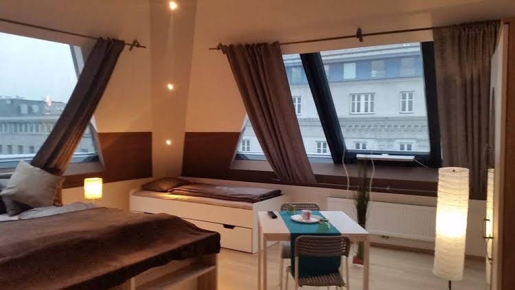 Pension Prestige Schonbrunn0