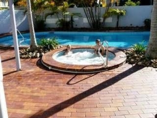 Champelli Palms0
