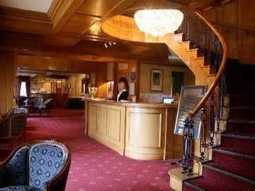 THE MANOR0