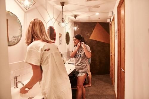 Wise Owl Hostels Tokyo3