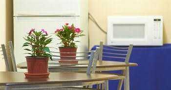 and Hostal San Miguel0