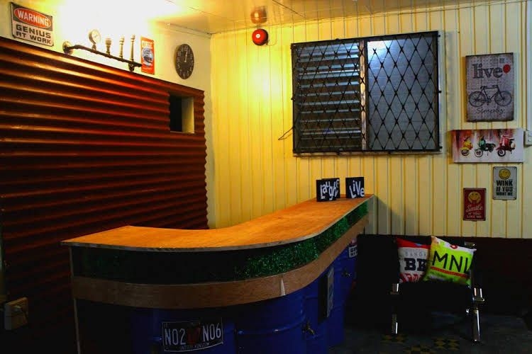 Food District Hostel Cebu Central4