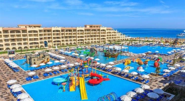 White Beach Resort0