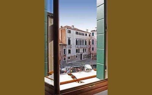 Dalla Mora0