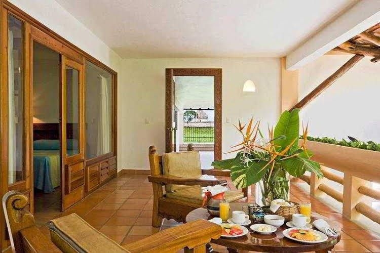 And Bungalows Mayaland0