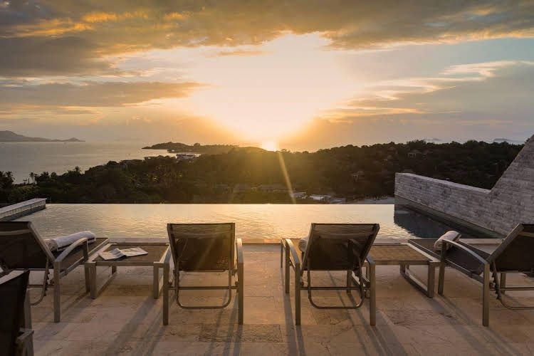 RED SKY beach view villa0
