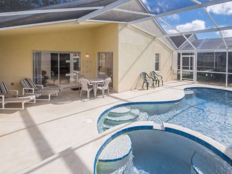 Magical Creekside Villa0