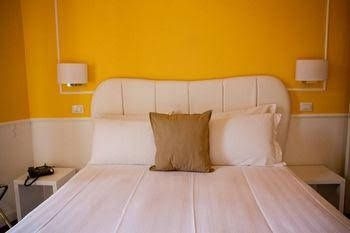 Roma Resort Barberini0