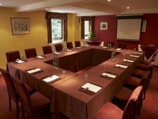 Hunting Lodge Hotel2