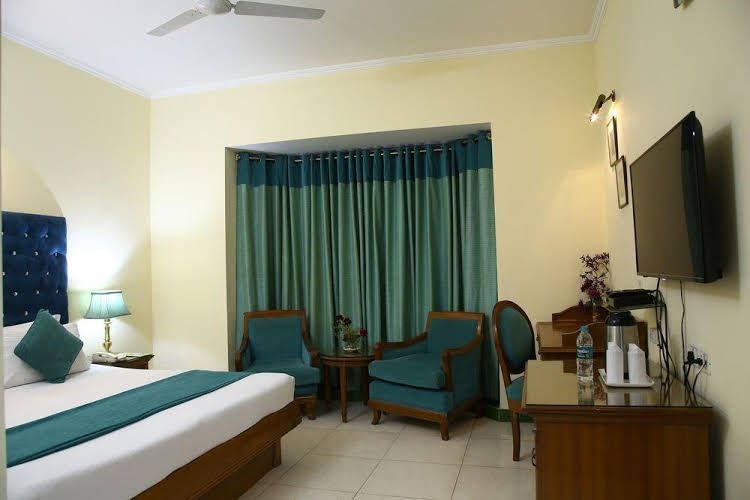 Fab Conclave Inn Nehru Place0