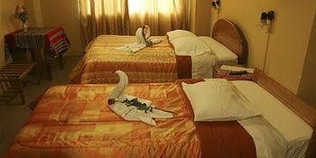 Hostal Santa Maria Inn0