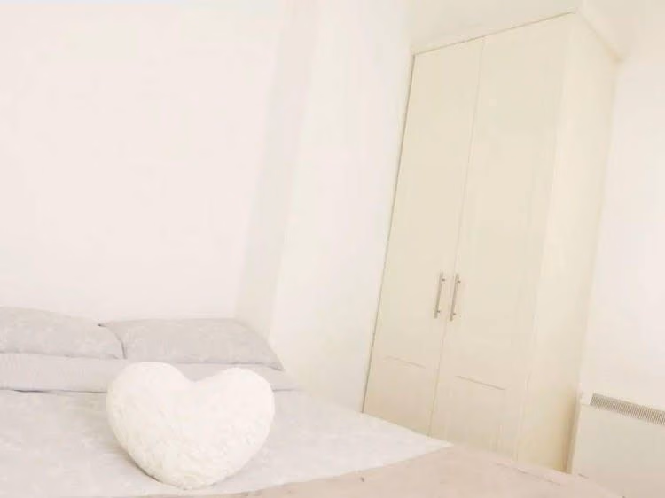 Charles St Serviced Accommodation0