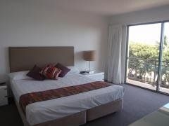 แอร์ลี่บีชโฮเต็ล (Airlie Beach)2