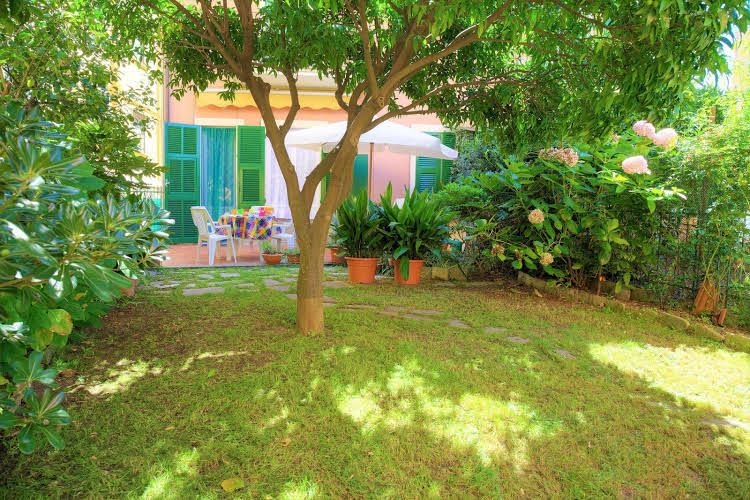 Casa Mary Levanto0