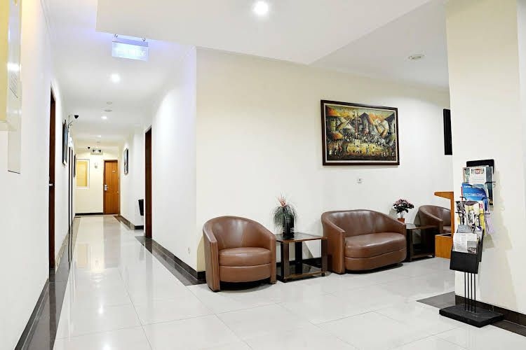 ZEN Rooms Benhil Tondano0