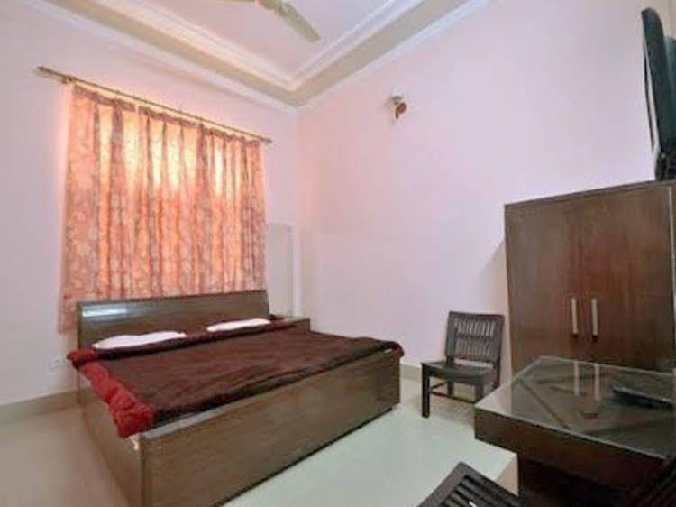 Gomti Residency0