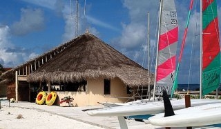 คุรุมบา มัลดีฟส์ รีสอร์ท (Kurumba Maldives Resort)1