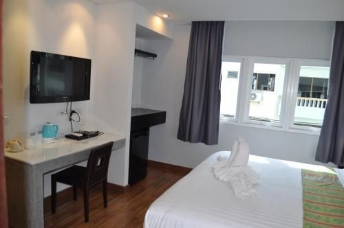 ศาลาดี แกลเลอรี่ เรสซิเดนซ์ (Saladee Gallery Residence)2