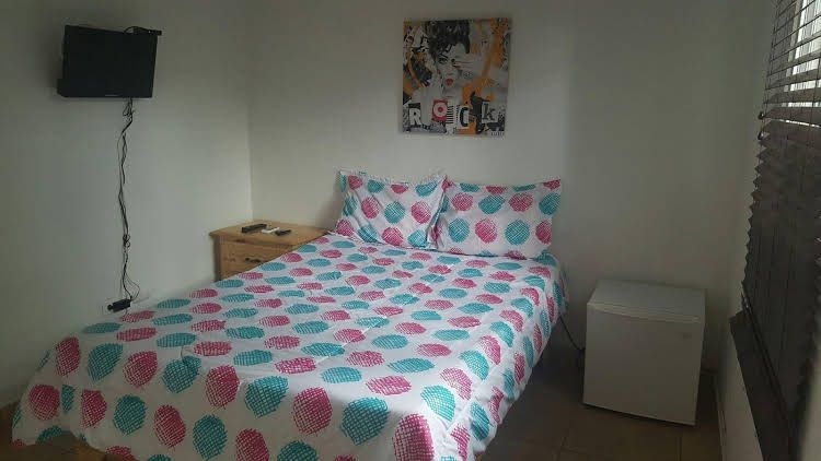 Bambux Bed and Breakfast0
